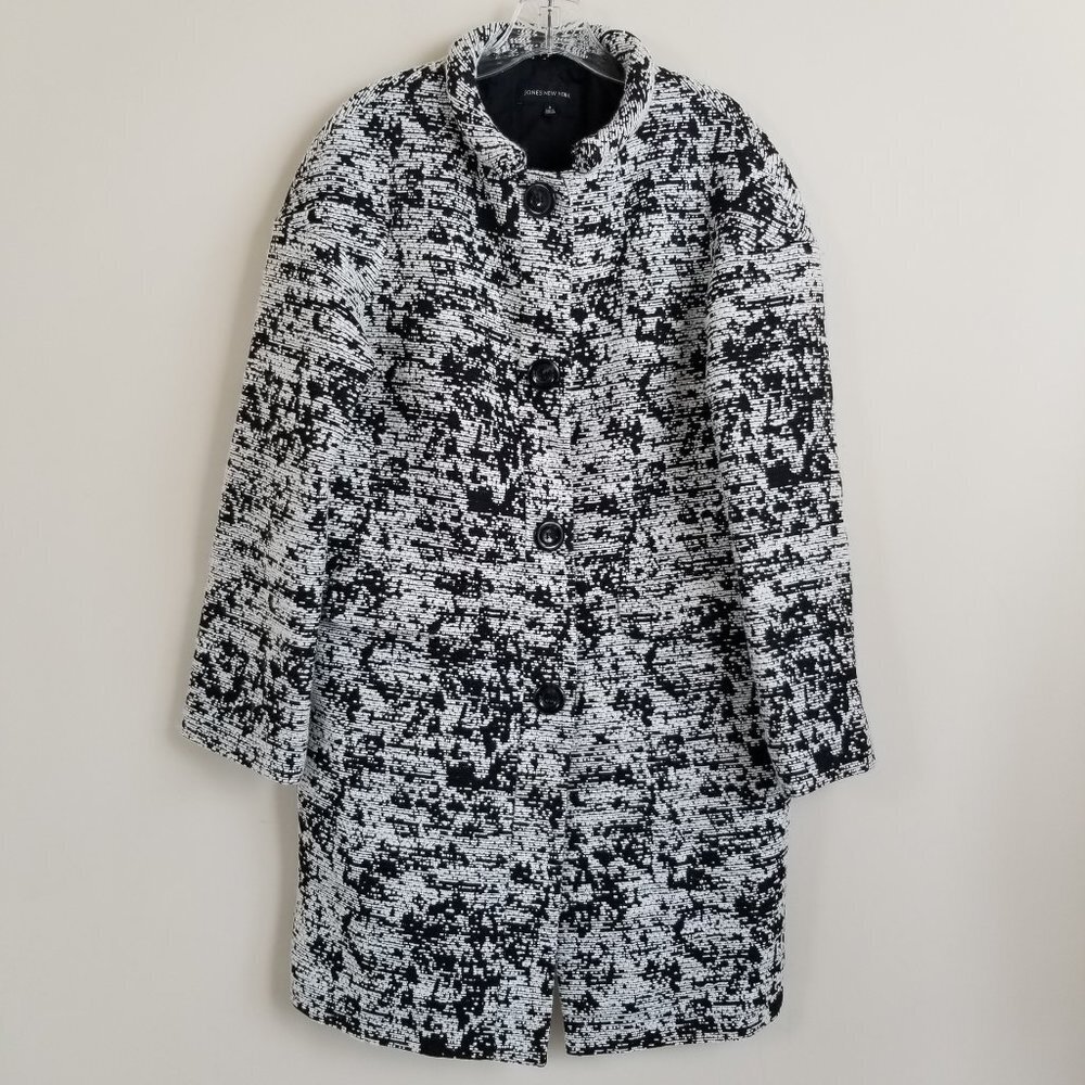 Jones New York Textured Snap Front Coat Medium